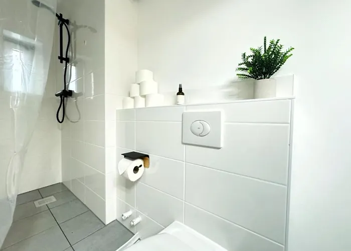 I Spacious Private In Heart Of * Berlin