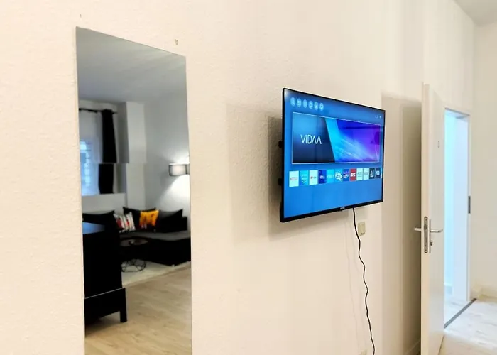 דירה I Spacious Private In Heart Of *