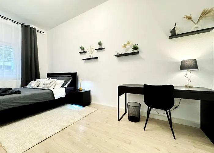 I Spacious Private In Heart Of Lägenhet