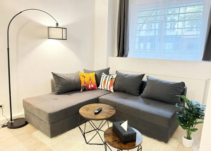 Lägenhet I Spacious Private In Heart Of