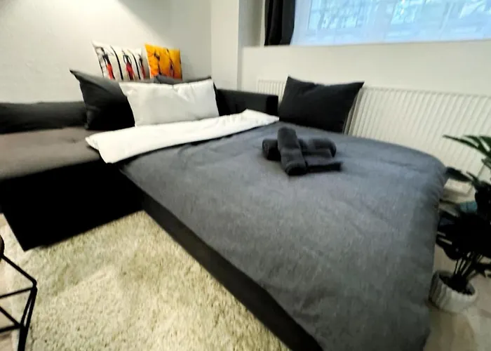 I Spacious Private In Heart Of شقة *