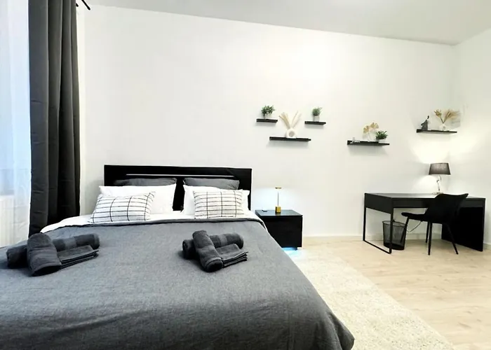 I Spacious Private In Heart Of شقة *